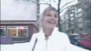 Slauc skaistu sievieti.